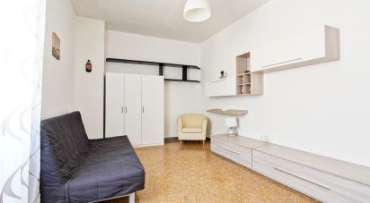 Two-room apartment of 70 m² in Roma (00179)