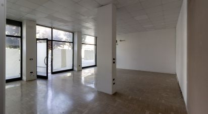 Negozio / locale commerciale di 96 m² in Giulianova (64021)