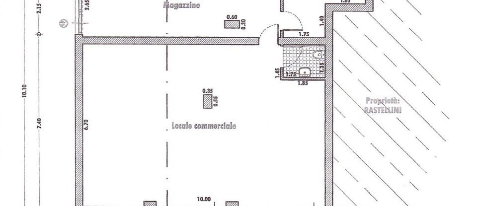 Negozio / locale commerciale di 96 m² in Giulianova (64021)