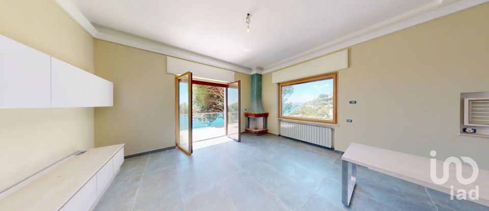 Appartamento 5 locali di 155 m² a Varazze (17019)