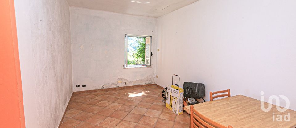 Abitazione 10 locali di 350 m² in Ceranesi (16014)