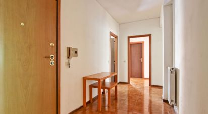 Four-room apartment of 145 m² in Roma (00156)