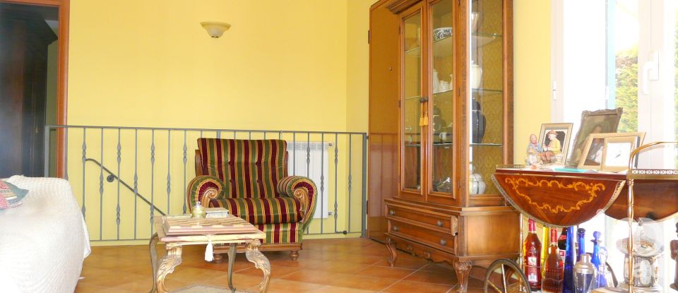 Appartamento 5 locali di 86 m² a Dolcedo (18020)