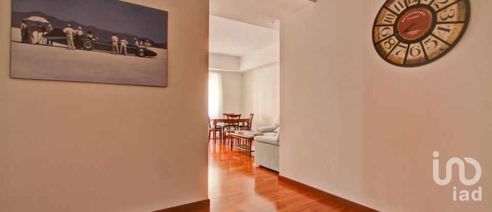 Three-room apartment of 111 m² in Roma (00179)