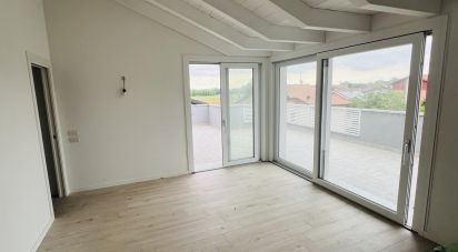 Building 5 rooms of 180 m² in Rubano (35030)