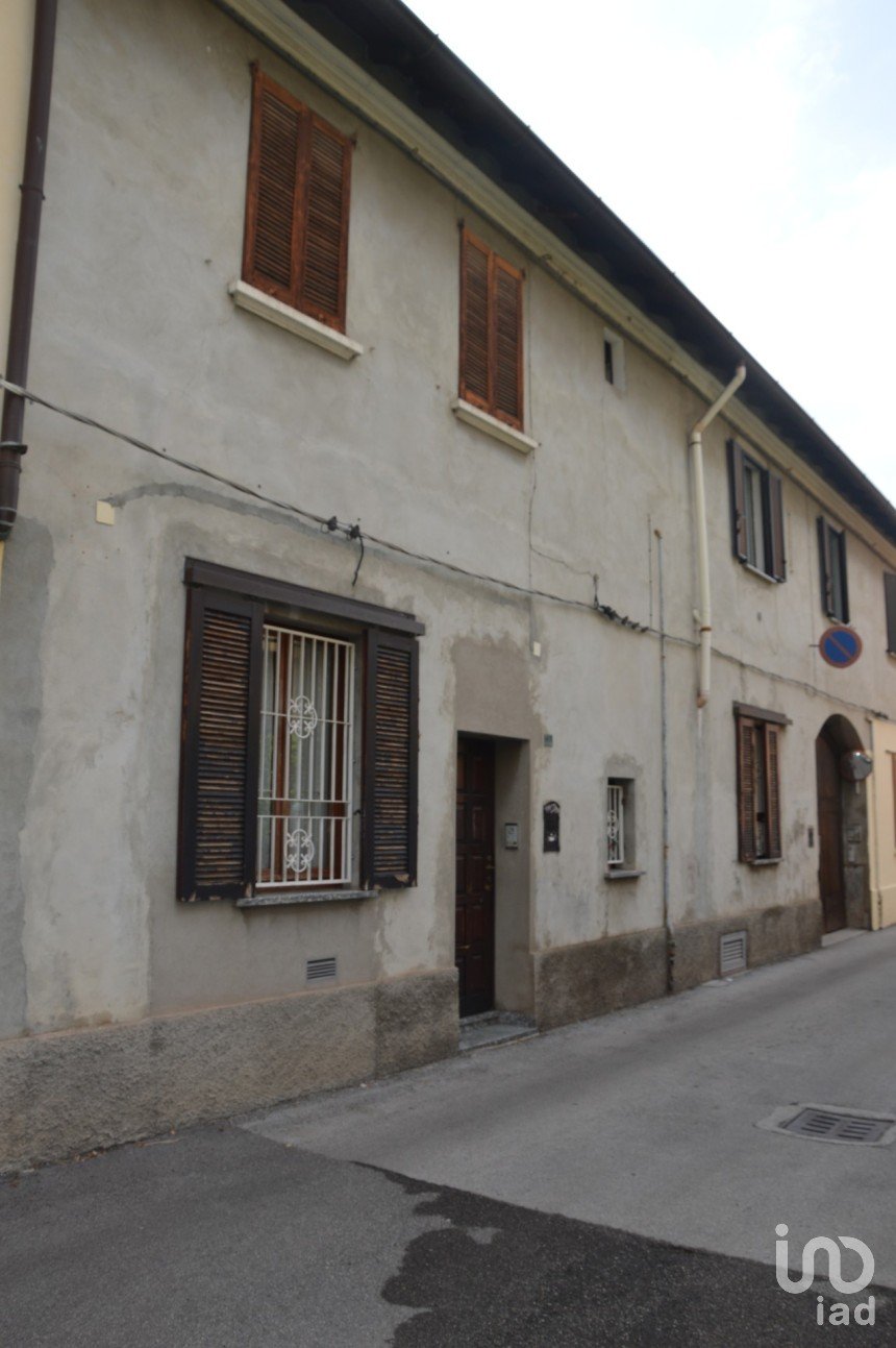 Bilocale di 85 m² a Desio (20832)