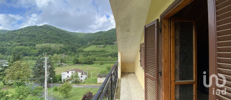 Four-room apartment of 86 m² in Castelletto Uzzone (12070)