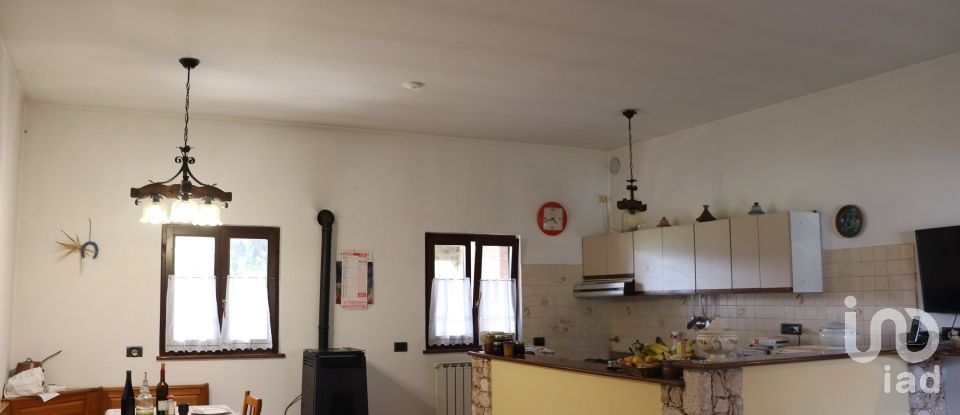 Casa 8 locali di 200 m² in Varazze (17019)