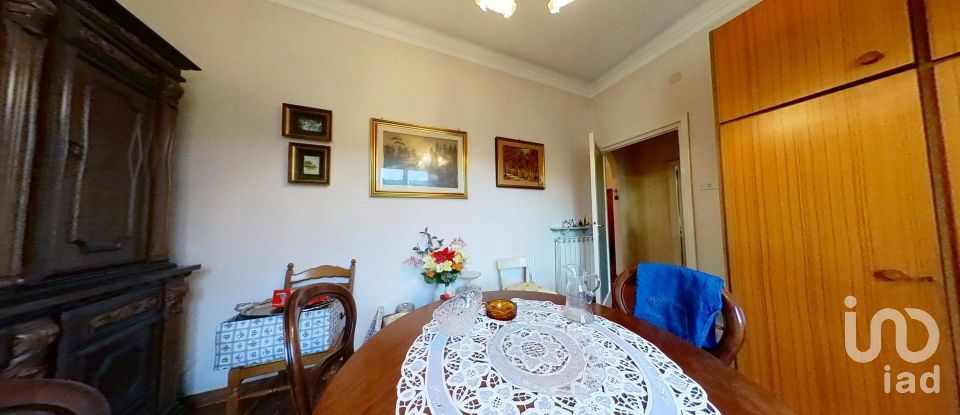 Palazzo / Stabile 6 locali di 84 m² a Genova (16139)