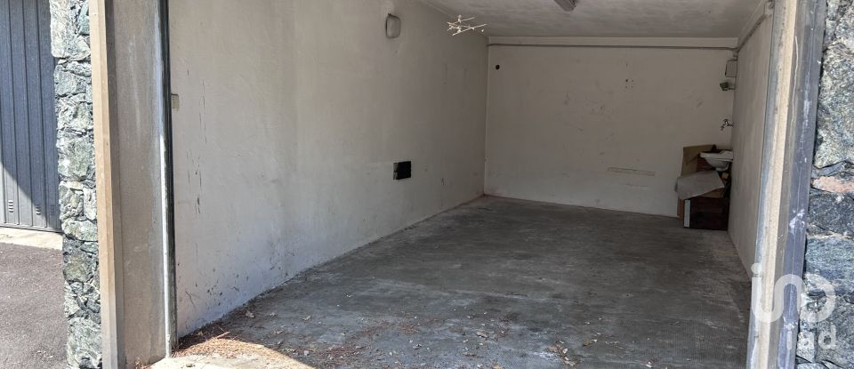 Appartamento 7 locali di 119 m² a Arenzano (16011)