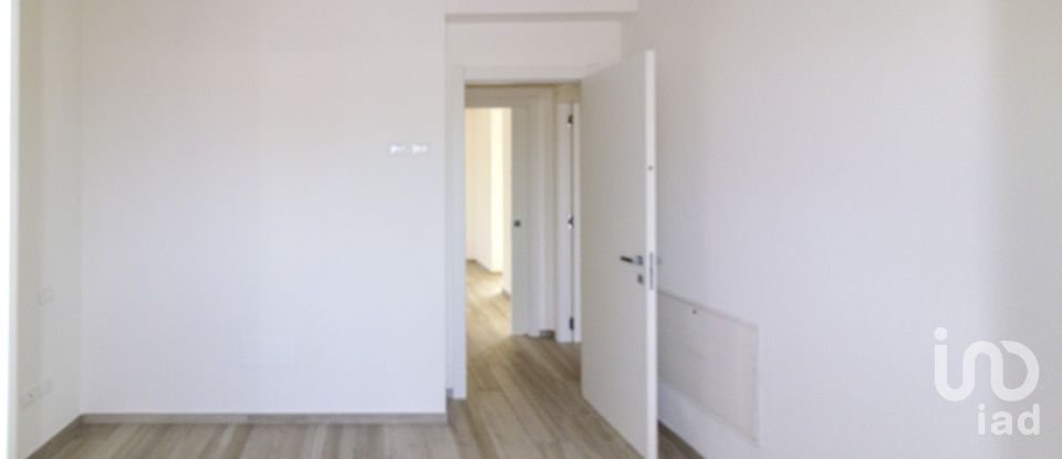 Attico / Mansarda / Loft 5 locali di 74 m² a Alba Adriatica (64011)