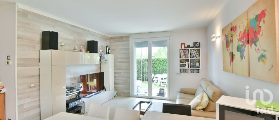 Trilocale di 83 m² a Arosio (22060)