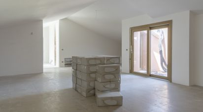 Loft 5 rooms of 179 m² in Potenza Picena (62018)