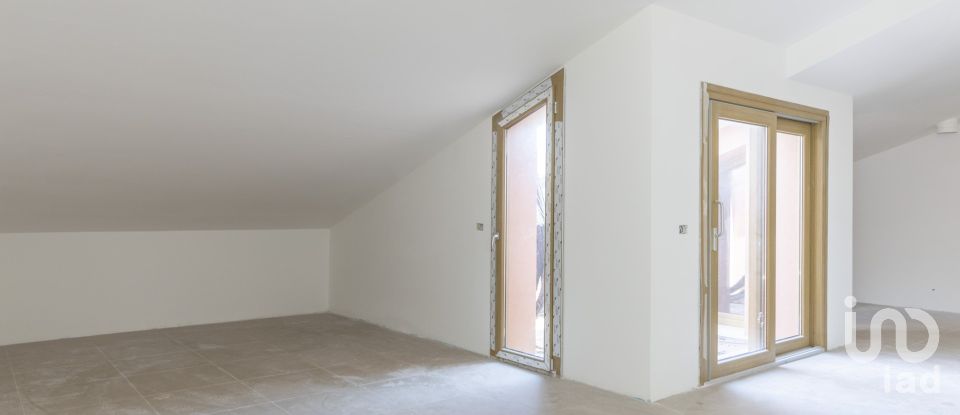 Attico / Mansarda / Loft 5 locali di 179 m² a Potenza Picena (62018)