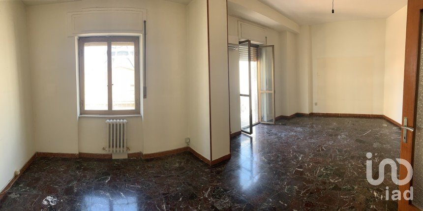 Appartamento 7 locali di 117 m² a Pescara (65124)