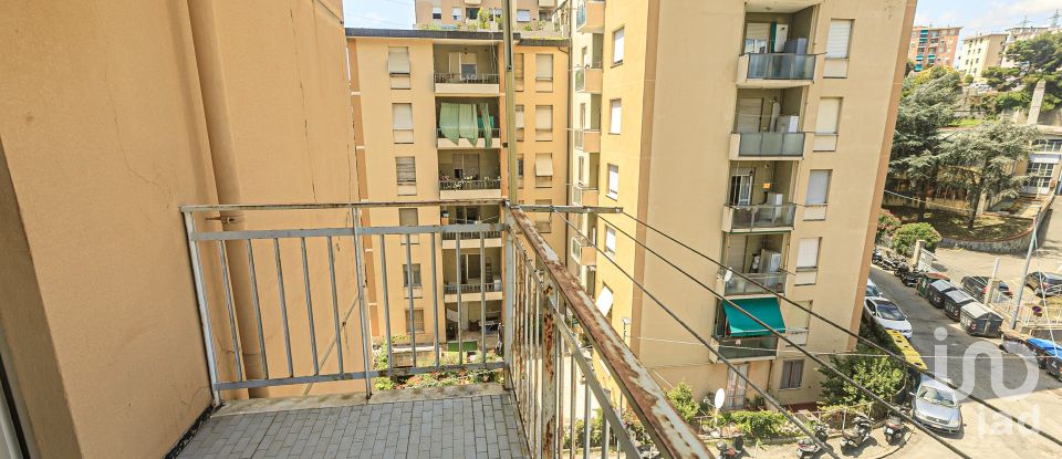 Appartamento 6 locali di 92 m² a Genova (16149)