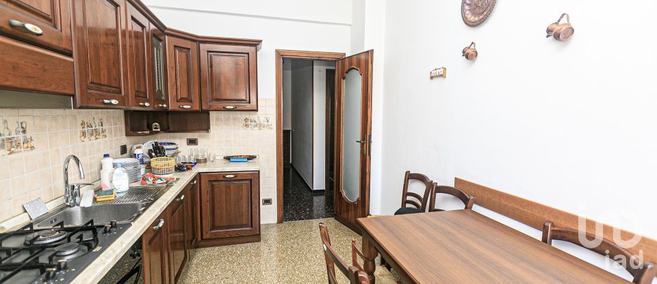 Appartamento 6 locali di 92 m² a Genova (16149)