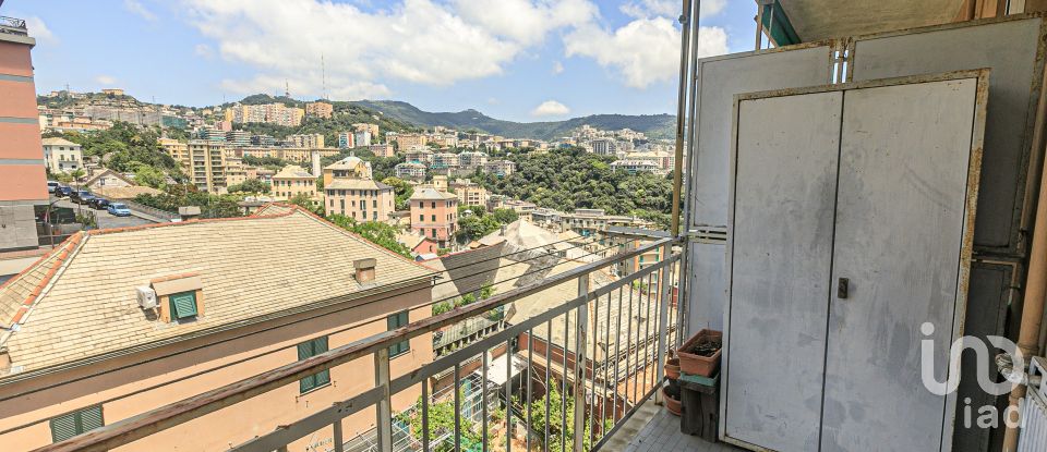 Appartamento 6 locali di 92 m² a Genova (16149)