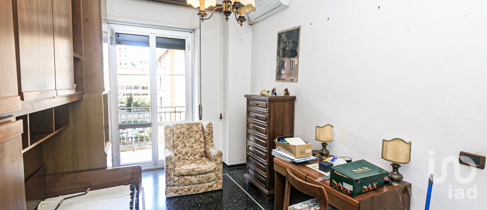 Appartamento 6 locali di 92 m² a Genova (16149)