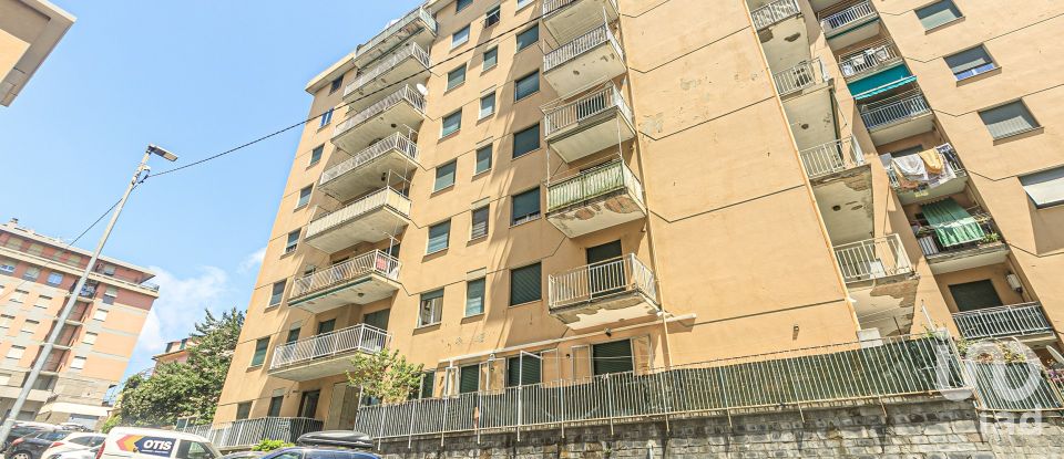 Appartamento 6 locali di 92 m² a Genova (16149)