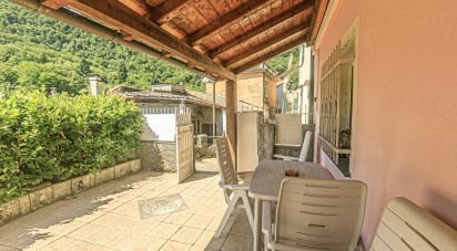 Town house 9 rooms of 100 m² in Lumarzo (16024)