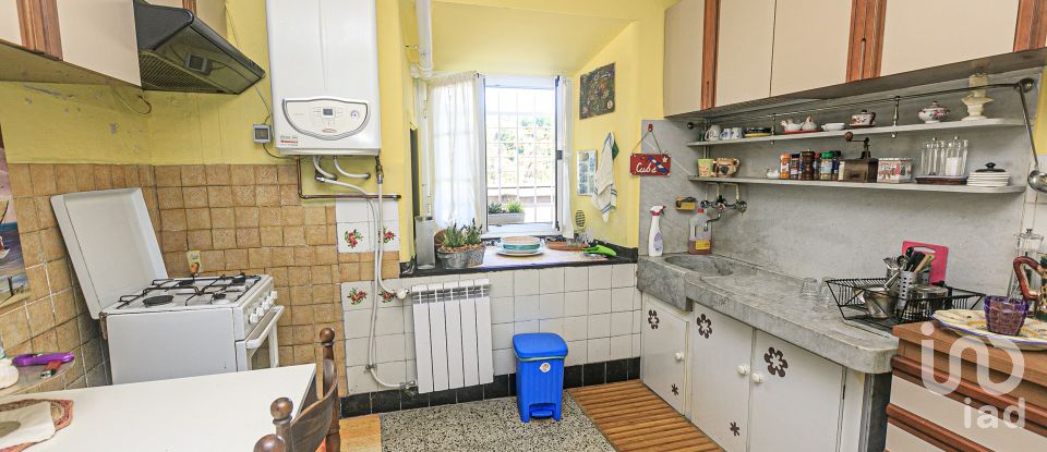 Town house 9 rooms of 100 m² in Lumarzo (16024)