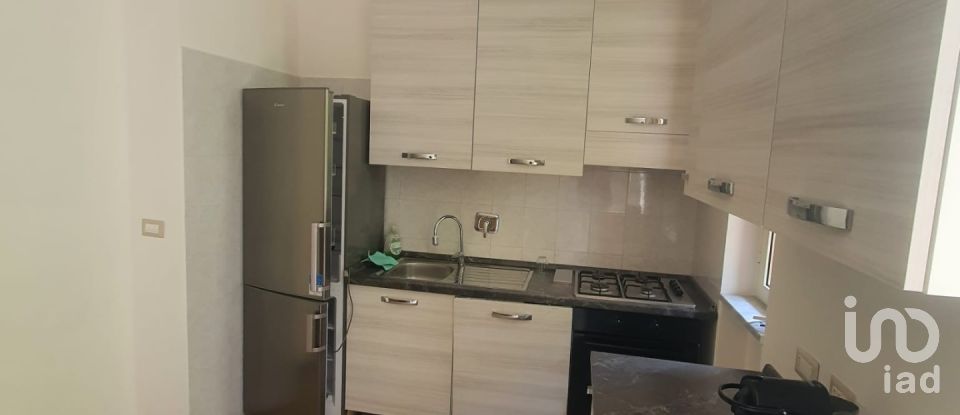 Appartamento 6 locali di 75 m² a Genova (16127)