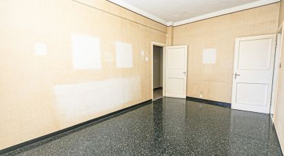 Appartamento 5 locali di 90 m² a Genova (16153)