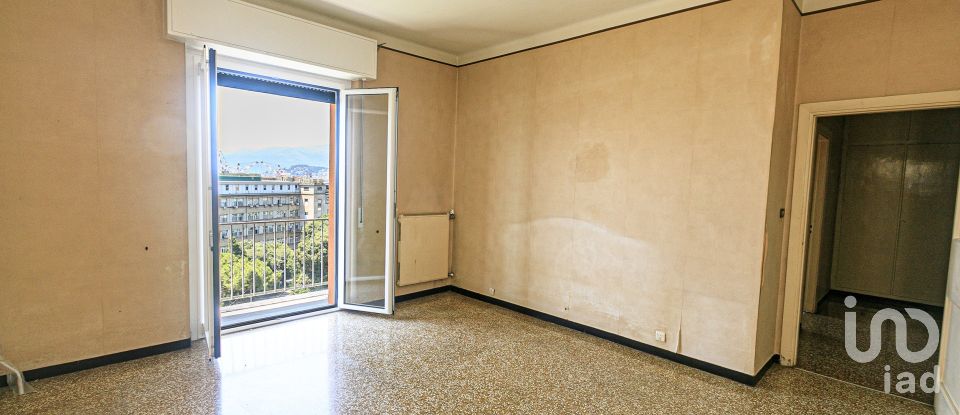 Appartamento 5 locali di 90 m² a Genova (16153)