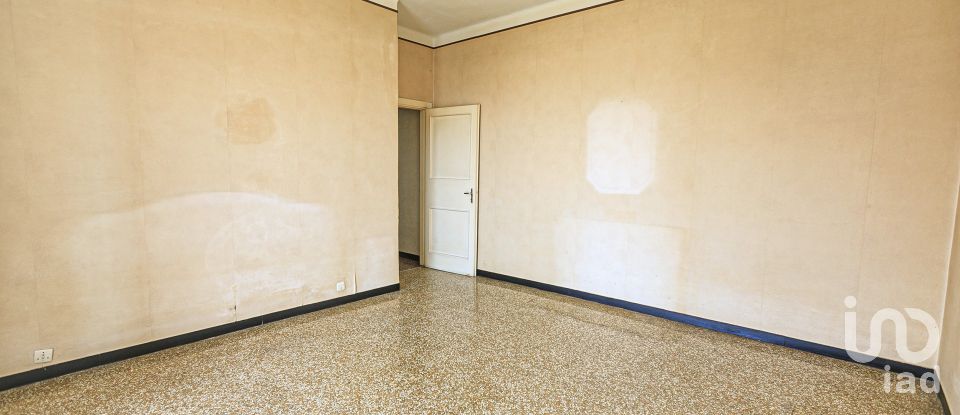 Apartment 5 rooms of 90 m² in Genova (16153)