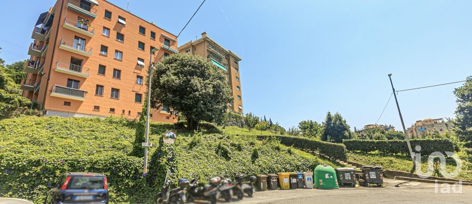 Appartamento 5 locali di 90 m² a Genova (16153)