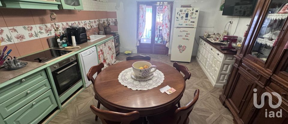 Casa indipendente 10 locali di 180 m² in Arezzo (52100)