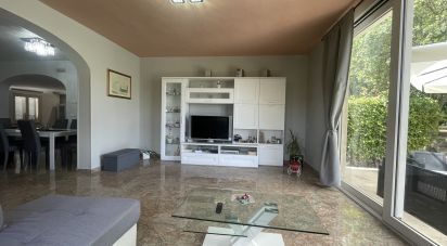 Casale 7 locali di 269 m² in Marciano della Chiana (52047)