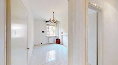 Three-room apartment of 73 m² in Arenzano (16011)