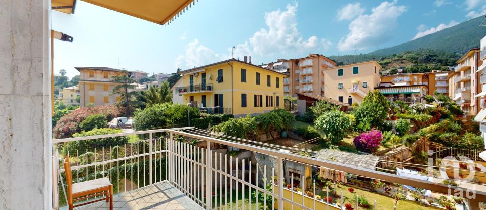 Three-room apartment of 73 m² in Arenzano (16011)