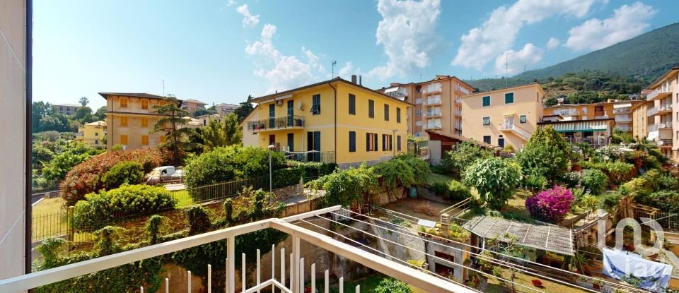 Three-room apartment of 73 m² in Arenzano (16011)