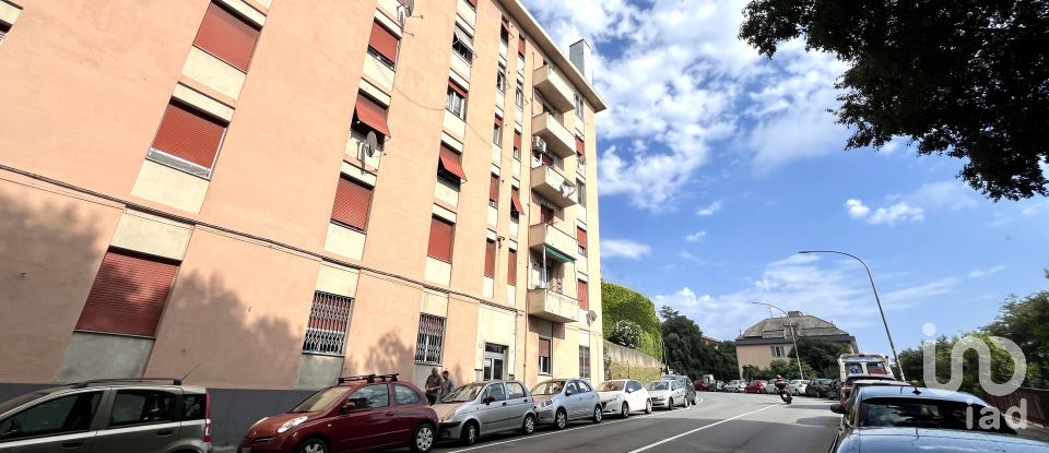 Three-room apartment of 45 m² in Genova (16131)