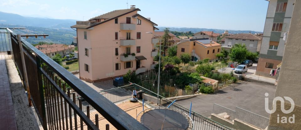 Apartment 5 rooms of 120 m² in Cupramontana (60034)