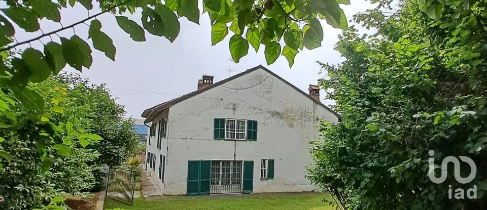 Farm 16 rooms of 362 m² in Quattordio (15028)