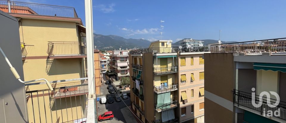 Two-room apartment of 56 m² in Loano (17025)