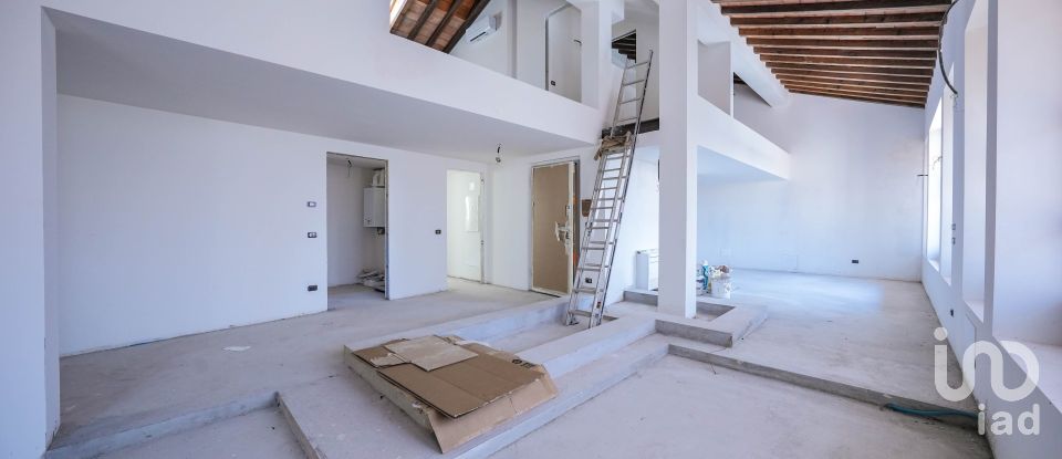 Immobile di prestigio 5 locali di 219 m² a Desenzano del Garda (25015)