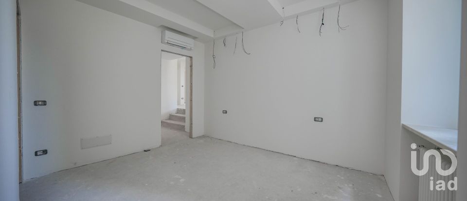 Immobile di prestigio 5 locali di 149 m² a Desenzano del Garda (25015)