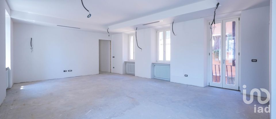 Immobile di prestigio 6 locali di 156 m² a Desenzano del Garda (25015)