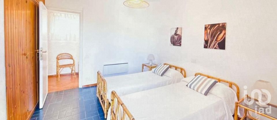 Villa 5 locali di 150 m² in Santa Teresa Gallura (07028)