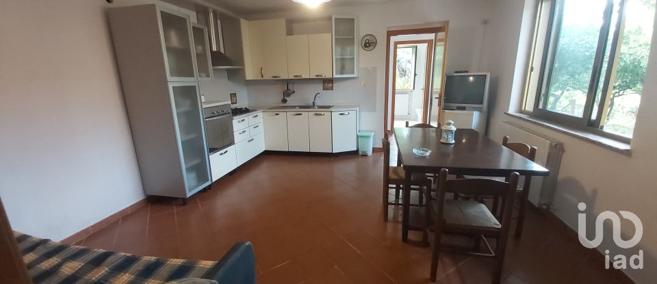 Casa 8 locali di 170 m² in Amantea (87032)