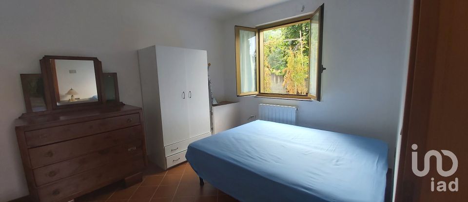 Lodge 8 rooms of 170 m² in Amantea (87032)