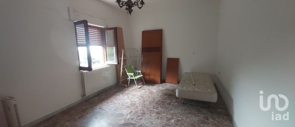 Lodge 8 rooms of 170 m² in Amantea (87032)