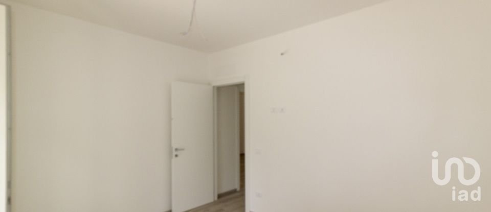 Quadrilocale di 61 m² a Alba Adriatica (64011)