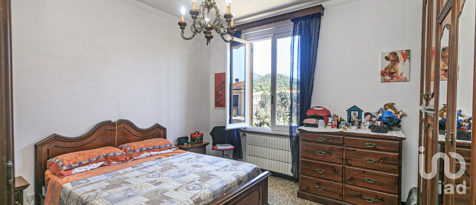 Appartamento 5 locali di 116 m² a Sestri Levante (16039)