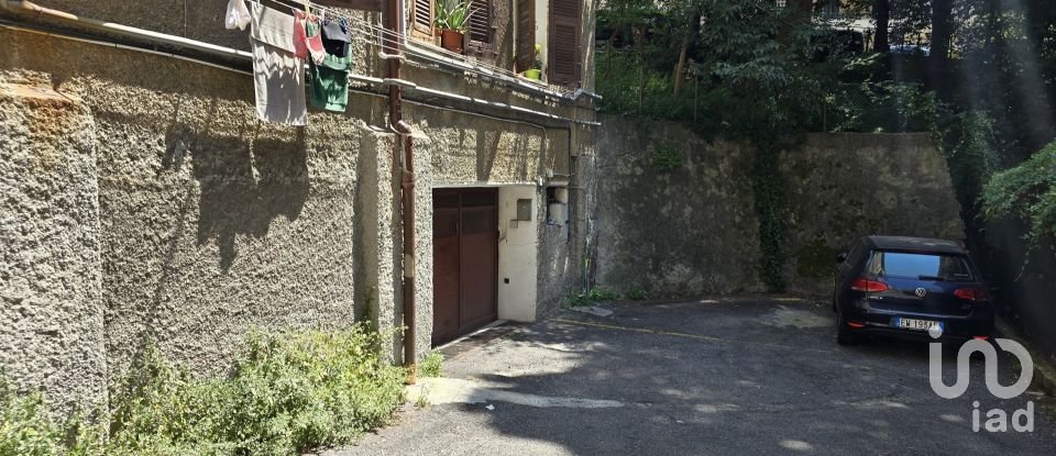 Posto auto/Box di 14 m² in Genova (16135)